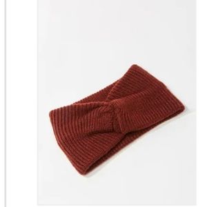 NWT Burgandy Twisted Headwrap
